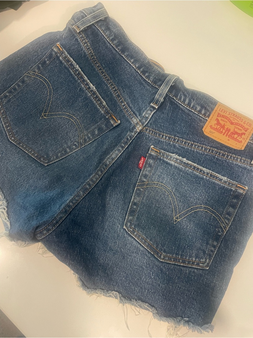 Levi’s 501 shorts - Picture 2 of 3